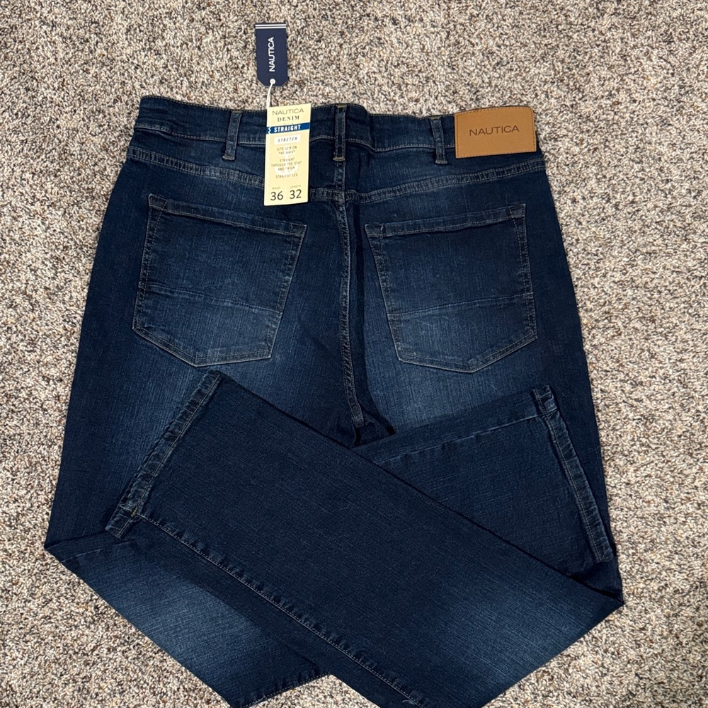 Nautica Men’s Indigo Straight-Leg Stretch Jeans